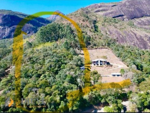 Terreno com 3786m², à venda, no bairro Samambaia em Petrópolis
