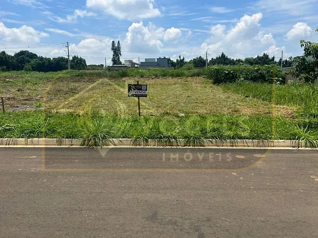 Terreno com 256m², à venda, no bairro Residencial Europa em Holambra