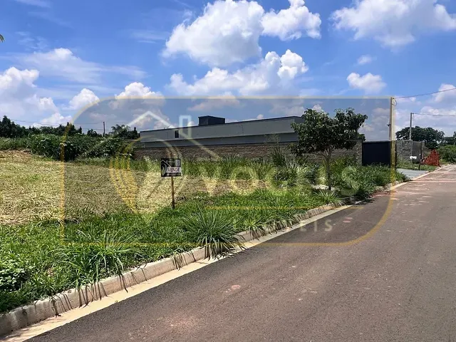 Terreno com 256m², à venda, no bairro Residencial Europa em Holambra
