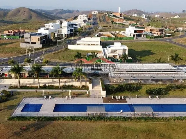 Terreno com 420m², à venda, no bairro Casa de Pedra em Volta Redonda