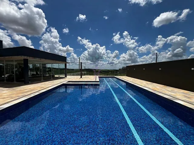 Terreno com 258m², à venda, no bairro Jardim Tropical em Marília