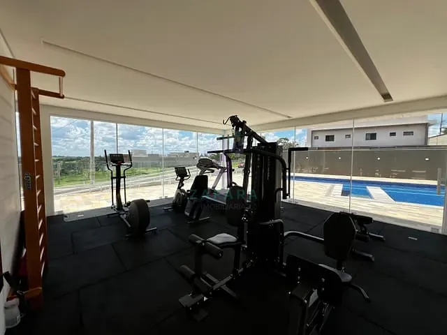 Terreno com 258m², à venda, no bairro Jardim Tropical em Marília