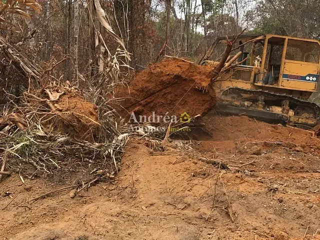 Fazenda com 20303m², à venda, no bairro Santa Terezinha em Santa Terezinha