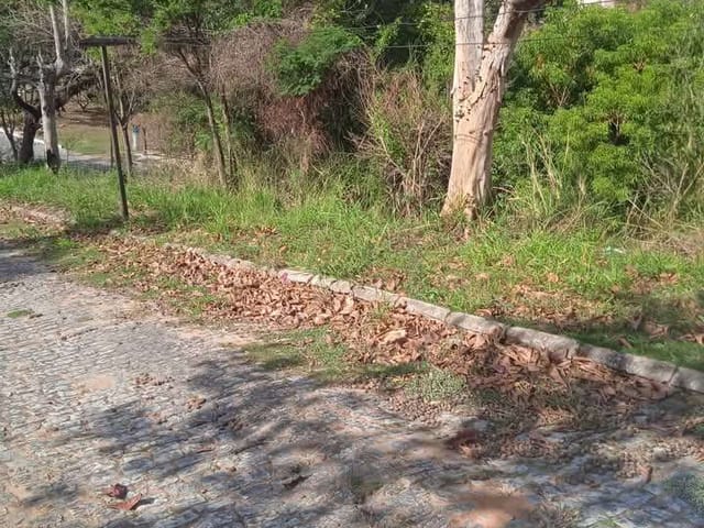 Terreno com 550m², à venda, no bairro Loteamento Extensão do Serramar em Rio das Ostras