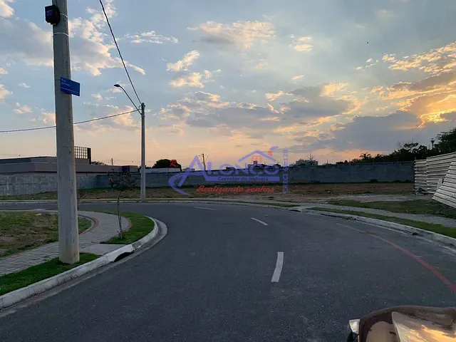 Terreno com 300m², à venda, no bairro Jardim Aprisco do Vale em Jacareí