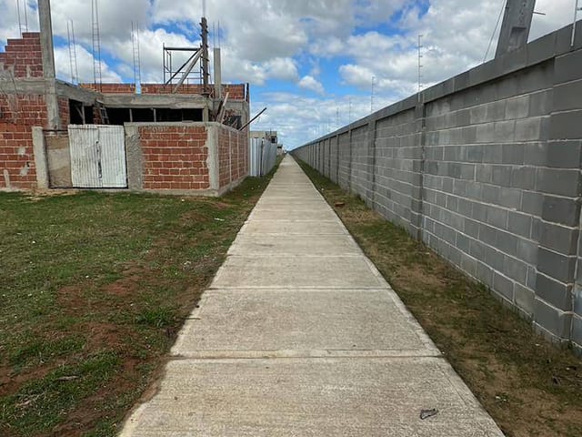 Terreno com 200m², à venda, no bairro Parque Tarcisio Miranda em Campos dos Goytacazes
