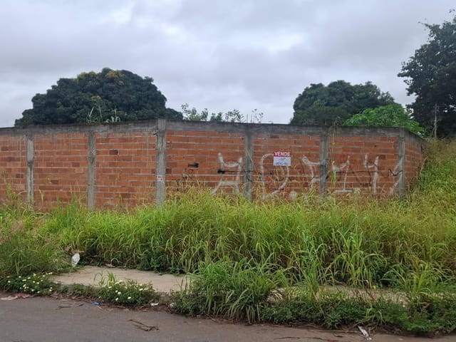 Terreno com 498m², à venda, no bairro Independência em Aparecida de Goiânia