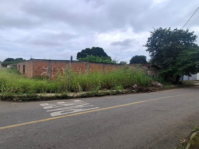 Terreno com 498m², à venda, no bairro Independência em Aparecida de Goiânia