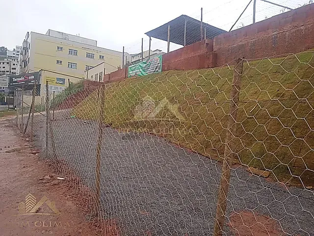 Terreno com 704m², para alugar, no bairro Granjas Betânia em Juiz de Fora