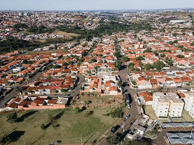 Terreno com 1191m², à venda, no bairro Conjunto Habitacional José Garcia Molina em Londrina