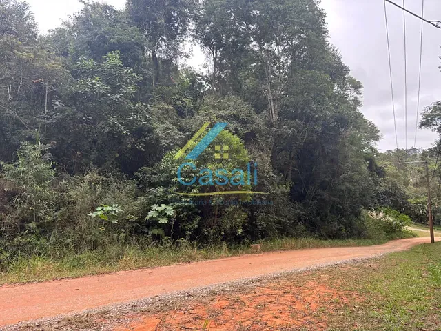 Terreno com 3118m², à venda, no bairro Caete (Mailasqui) em São Roque