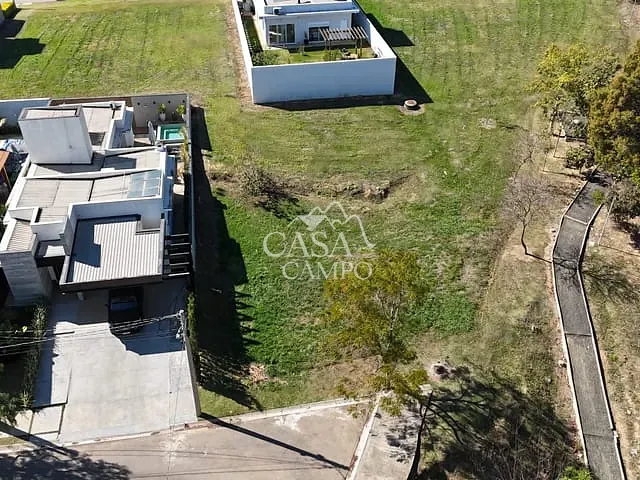 Terreno com 460m², à venda, no bairro Condomínio Residencial Una em Itu