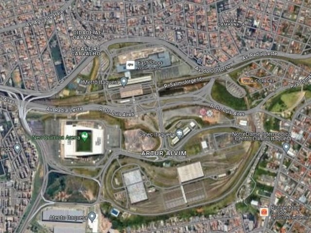 Terreno com 424m², à venda, no bairro Itaquera em São Paulo