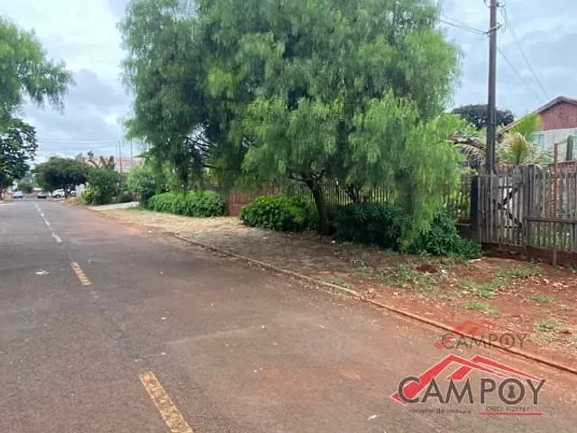 Terreno com 486m², à venda, no bairro Jardim Diamantina em Apucarana