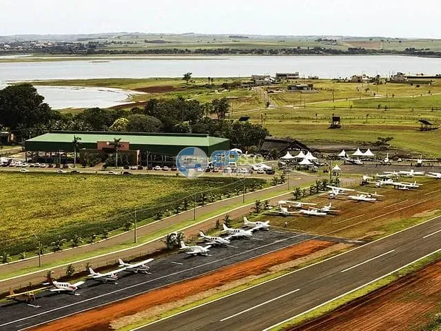 Terreno com 1177m², à venda, no bairro Paranagi em Sertaneja