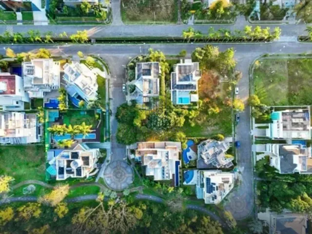 Terreno com 600m², à venda, no bairro Jurerê Internacional em Florianópolis