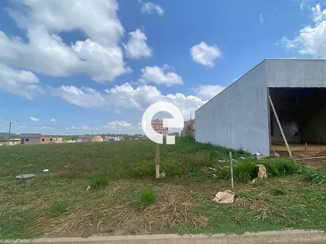 Terreno com 250m², à venda, no bairro Cidade Jardim (Buriti) em Santarém