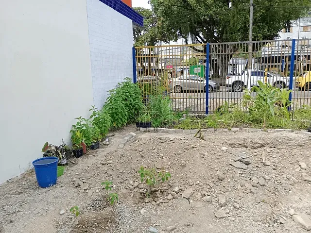 Terreno com 396m², à venda, no bairro Centro em Guapimirim