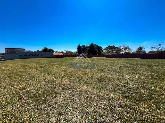 Terreno com 393m², à venda, no bairro Villagio Azzure em Itupeva