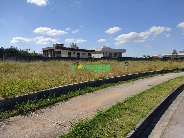 Terreno com 872m², à venda ou para alugar, no bairro Condomínio Residencial Colinas do Paratehy em São José dos Campos
