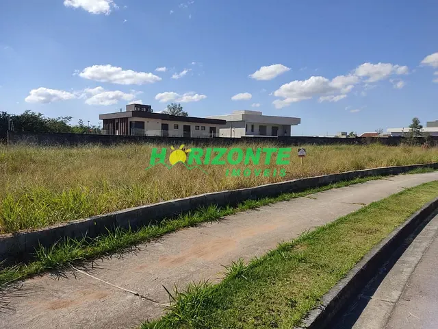 Terreno com 872m², à venda ou para alugar, no bairro Condomínio Residencial Colinas do Paratehy em São José dos Campos