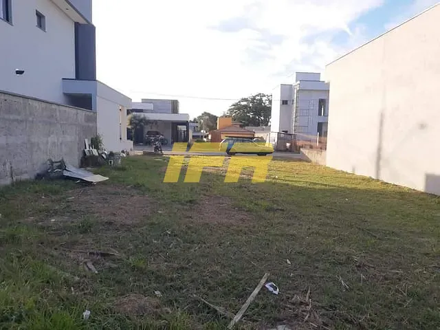 Terreno com 300m², à venda, no bairro Bairro dos Guedes em Tremembé