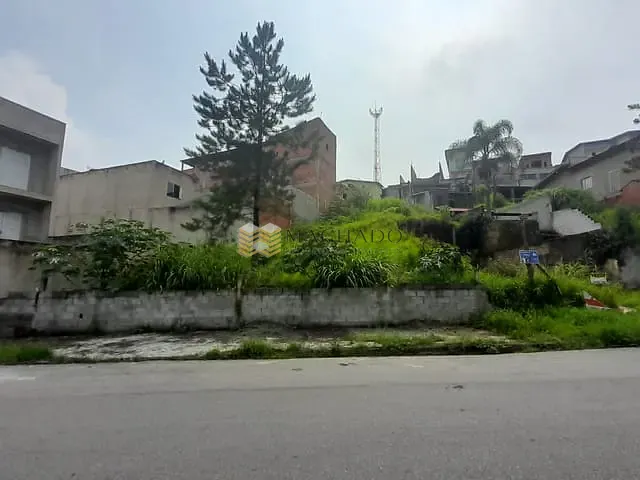 Terreno com 363m², à venda, no bairro São Luiz (Polvilho) em Cajamar