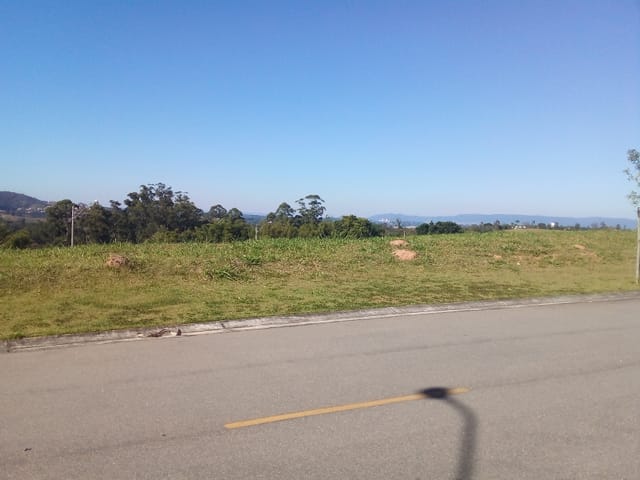 Terreno à venda, no bairro Monte Alegre em Vinhedo