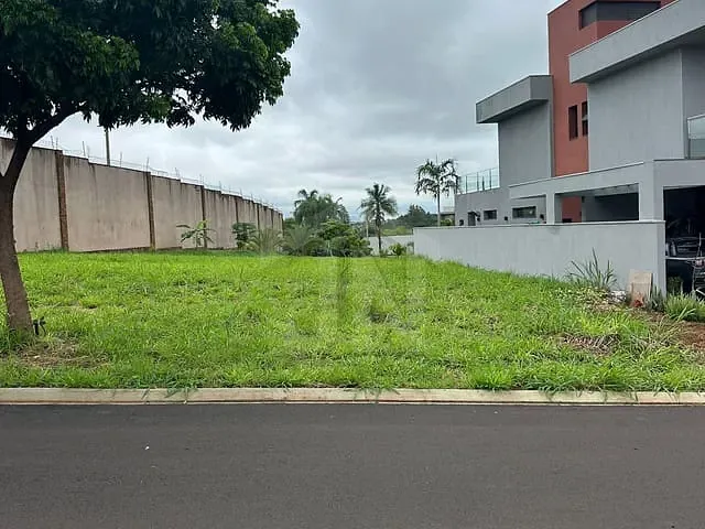 Terreno com 320m², à venda, no bairro Quintas de São José em Ribeirão Preto