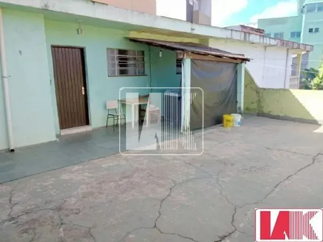 Terreno com 680m², à venda, no bairro Vila Sacadura Cabral em Santo André