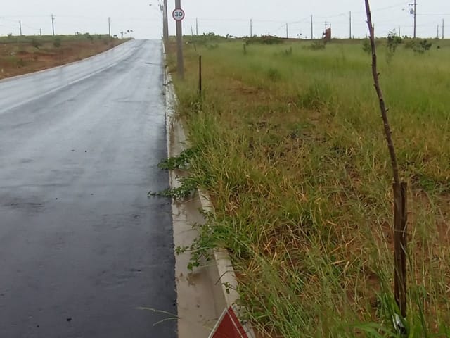 Terreno com 200m², à venda, no bairro Prolongamento Parque das Esmeraldas em Franca