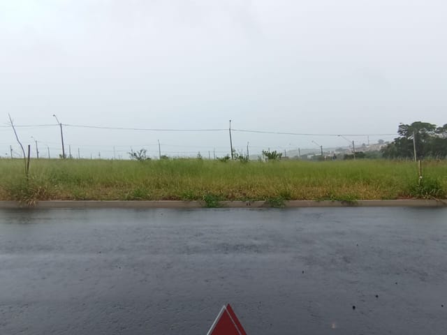 Terreno com 200m², à venda, no bairro Prolongamento Parque das Esmeraldas em Franca
