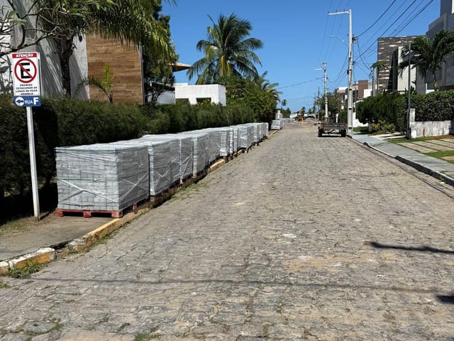 Terreno com 337m², à venda, no bairro Aruana em Aracaju