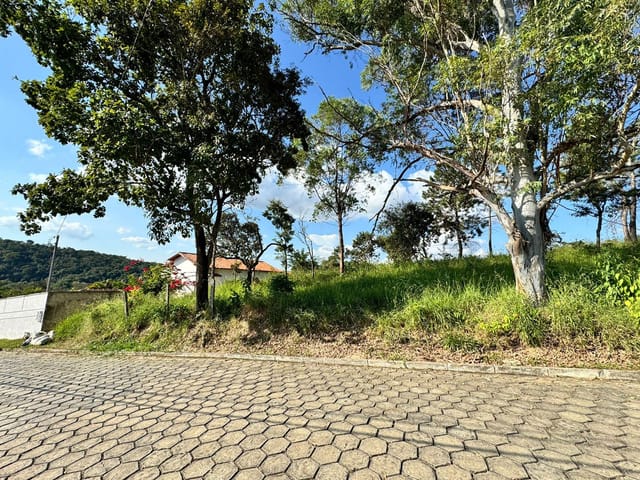 Foto do Terreno - Terreno com 1.500 m2 no Condomínio fechado Vale do Ouro em Ribeirão das Neves/MG | Marília Caldeira Imóveis LTDA