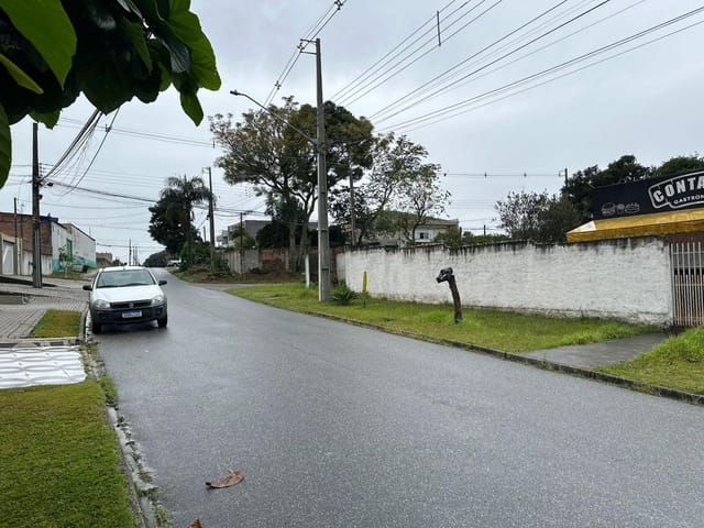 Terreno com 870m², à venda, no bairro Pinheirinho em Curitiba