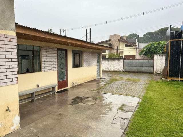 Terreno com 870m², à venda, no bairro Pinheirinho em Curitiba