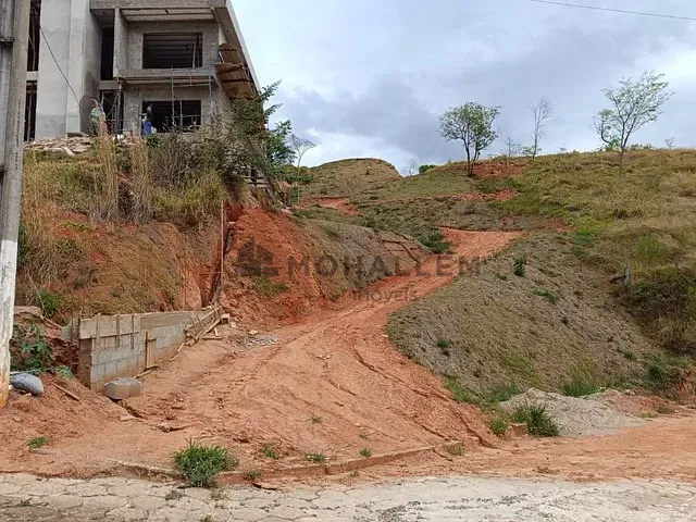 Terreno com 1300m², à venda, no bairro Medicina em Itajubá