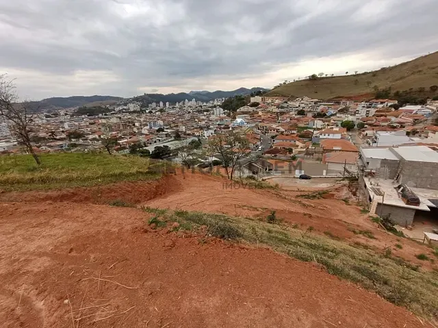 Terreno com 1300m², à venda, no bairro Medicina em Itajubá