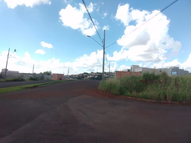 Terreno com 377m², à venda, no bairro Jardim Nova Cambé em Cambé