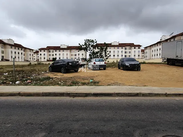 Terreno com 1907m², à venda, no bairro Felícia em Vitória da Conquista