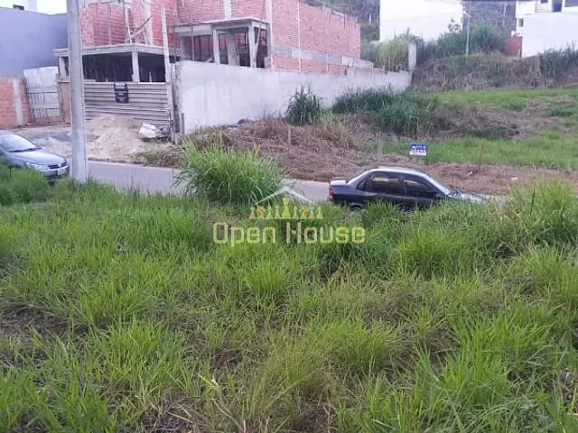 Terreno com 477m², à venda, no bairro Jardim Belvedere em Volta Redonda