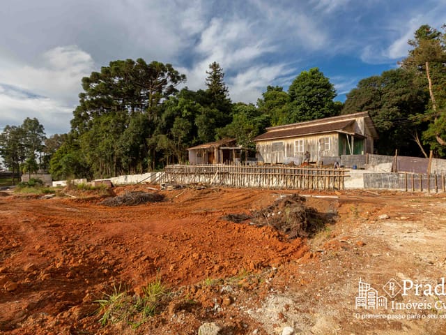 Terreno com 15651m², à venda, no bairro Santa Cândida em Curitiba