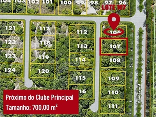 Terreno com 700m², à venda, no bairro Praia do Forte em Praia do Forte
