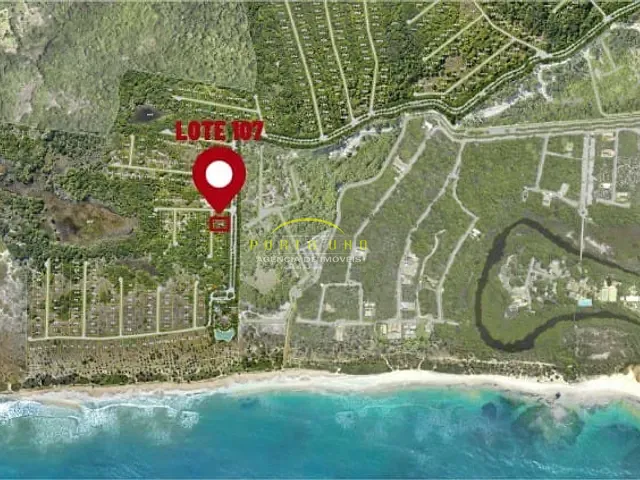 Terreno com 700m², à venda, no bairro Praia do Forte em Praia do Forte