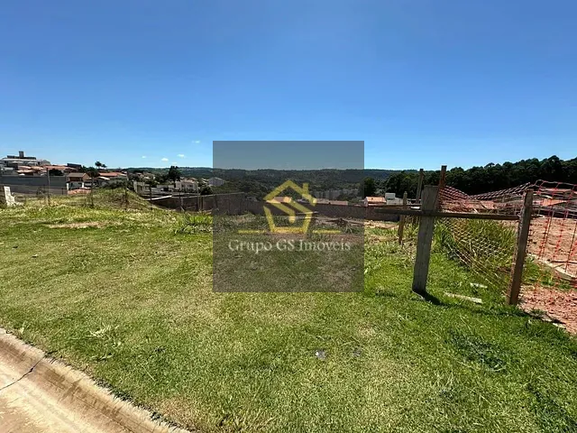 Terreno com 301m², à venda, no bairro Vila Pagano em Valinhos