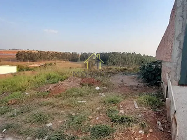 Terreno com 250m², à venda, no bairro Residencial Fazenda Planalto em Guaxupé