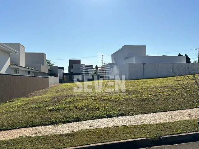 Terreno com 450m², à venda, no bairro Residencial Lago Sul em Bauru