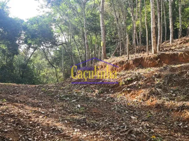 Terreno com 1500m², à venda, no bairro Ipiabas em Barra do Piraí