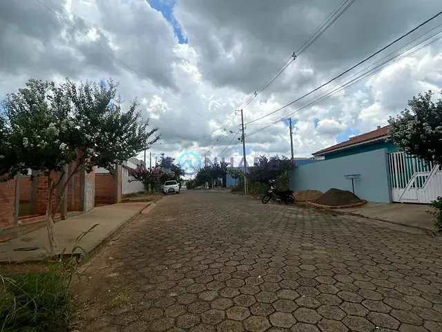 Terreno com 357m², à venda, no bairro Barbosa em Siqueira Campos