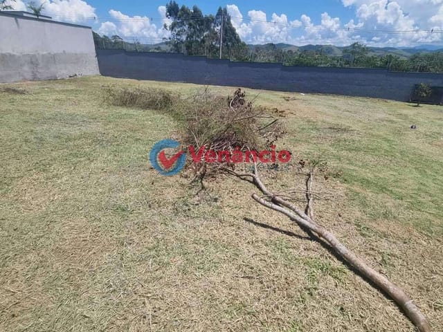 Terreno com 451m², à venda, no bairro Condomínio Residencial Monte Carlo em São José dos Campos